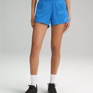 High-rise hotty hot shorts